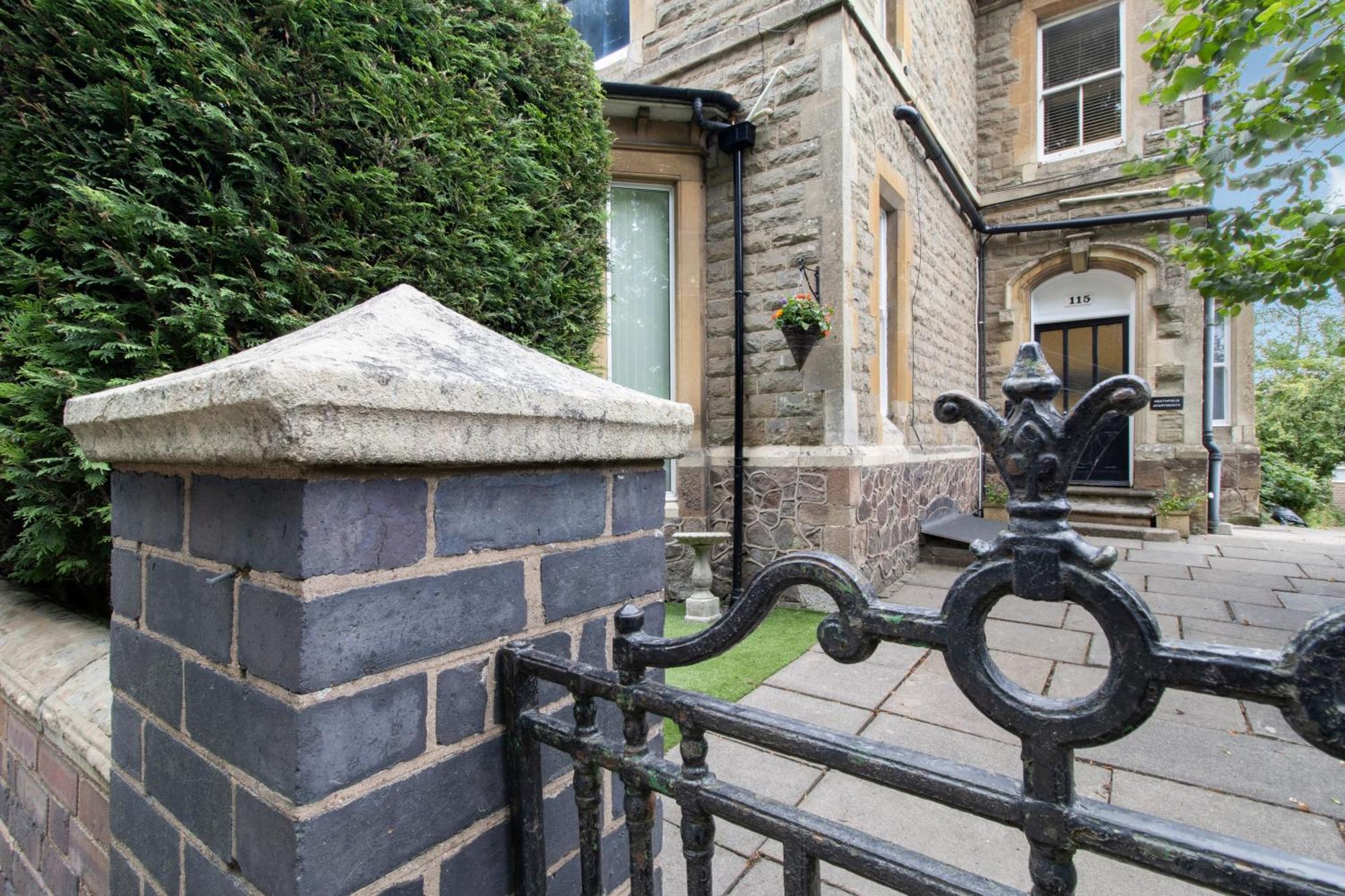 Elegant Malvhina Retreat On The Malvern Hills Great Malvern Exterior foto